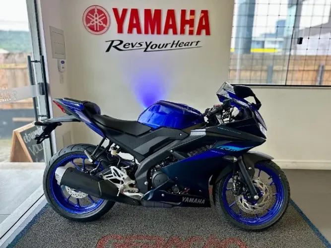 YAMAHA R15 ABS
