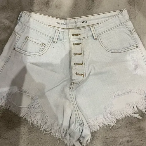 Short jeans tamanho 40