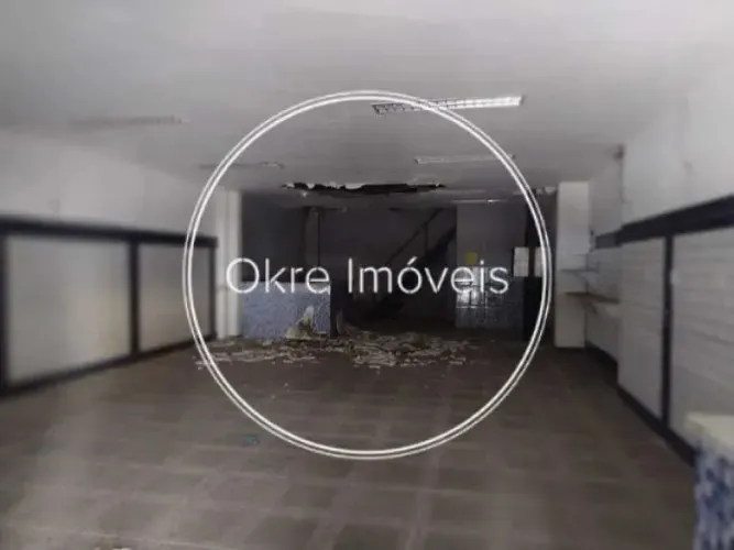 Loja : / Comercial / Centro