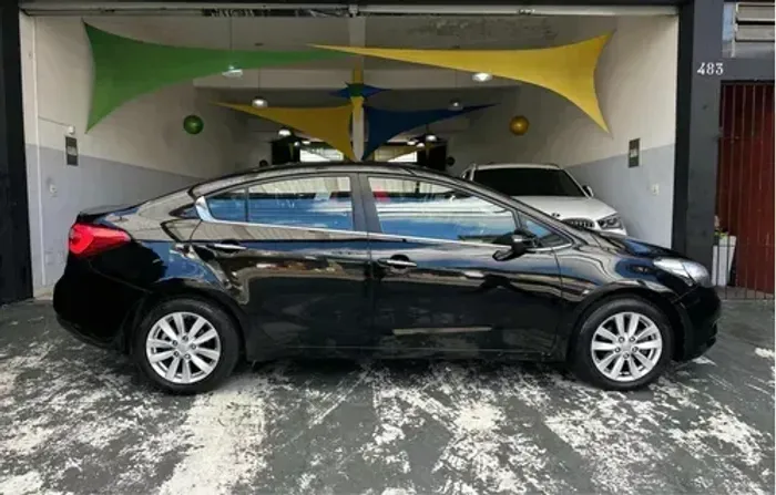 SUCATA KIA CERATO 2015