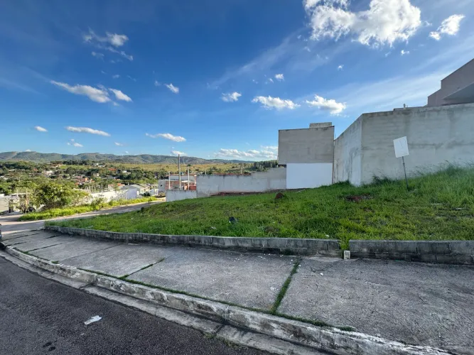 Terreno de esquina - Residencial Dunamis 