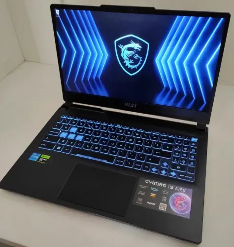 Notebook Gamer Msi Cyborg i5 (8 Núcleos) RTX 4060 8GB