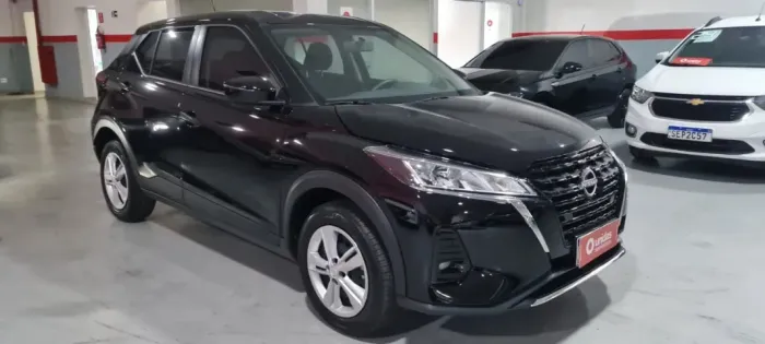 Kicks Active CVT 1.6