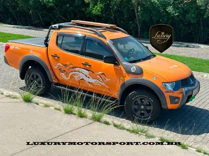L200 Triton Laranja 2016 Serie Especial Off de Único Dono