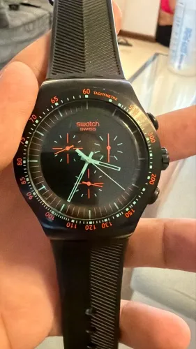 Swatch grande semi nova 950 cada