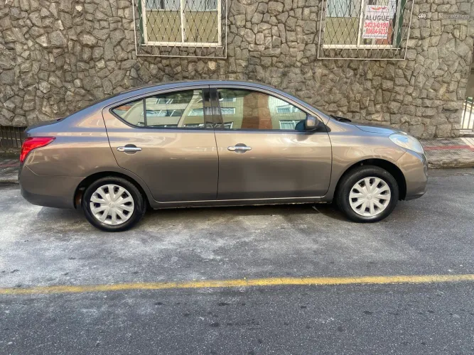Nissan Versa SV 1.6 16V Flex Fuel 4P Mec. 2014