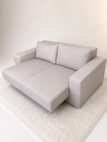 Sofá retrátil