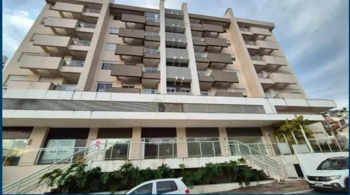 À venda | Loja de 54 m² com 1 vaga de garagem - Pantanal, em Florianópolis.
