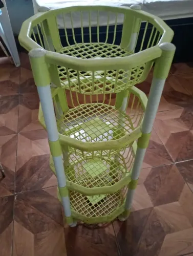 Fruteira com rodinhas