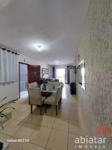 Sobrado à venda no Jardim Suína, Taboão da Serra 105m² com suíte e 2 vagas