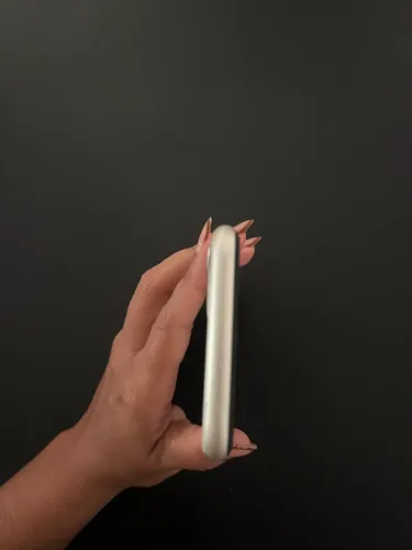 iPhone 11 branco 64g