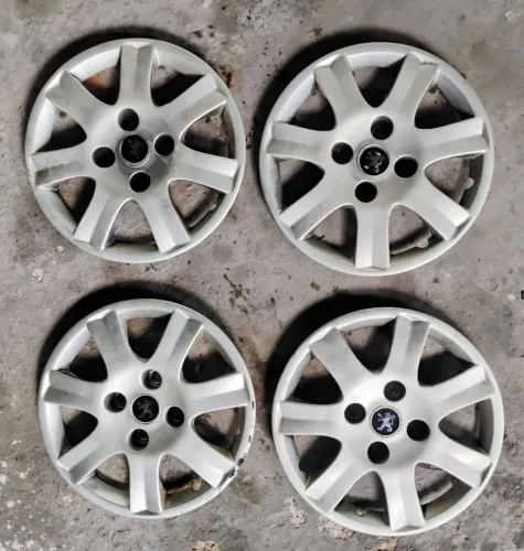 CALOTAS PEUGEOT ARO 14 - R$35 ?