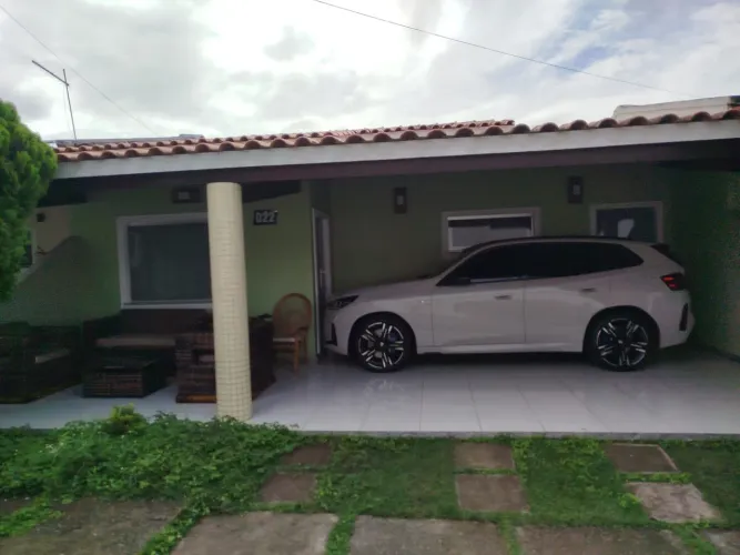 ALUGO CASA MOBILIADA NO CONDOMÍNIO PARQUE DASAZALÉIAS