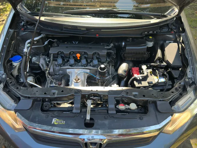 Honda Civic Sedan LXR 2.0 Flexone 16V Aut. 4P 2014