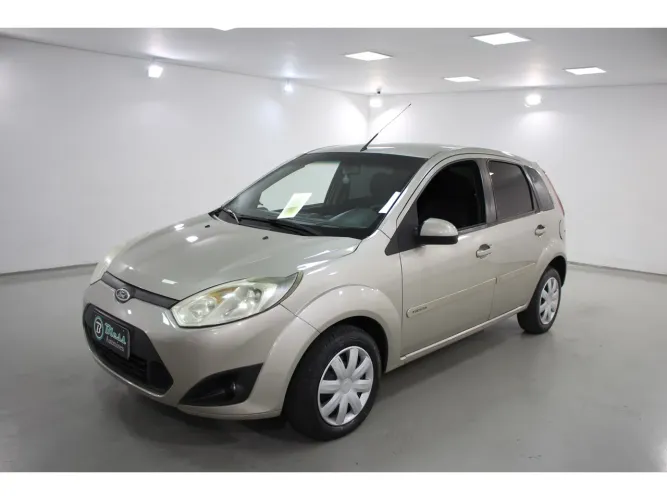 Ford Fiesta SE 1.6 8V Flex 5P 2014