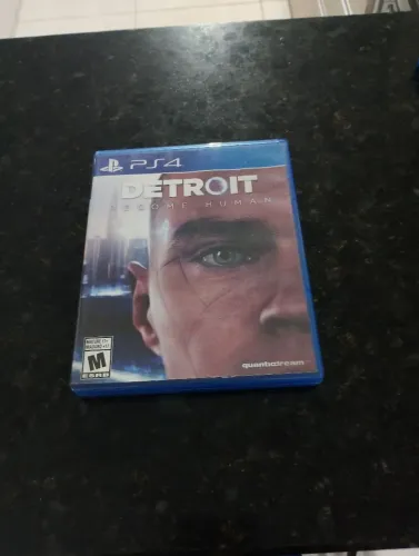 DETROIT BECOME HUMAN PS4