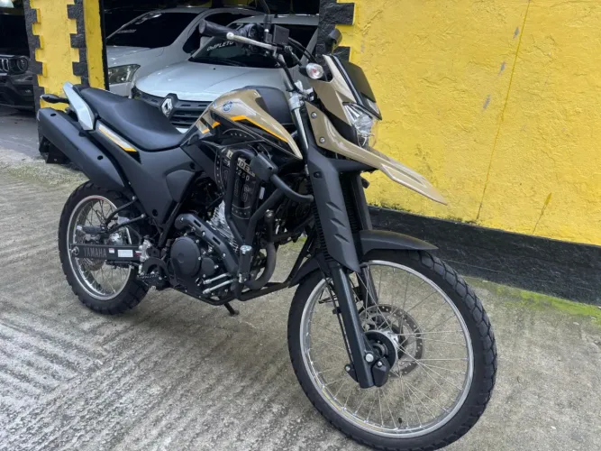 Lander 2024 com 620 km financio com parcelas de 799