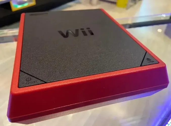 Nintendo Wii Mini Vermelho - Semi-Novo | Original | Edição Especial