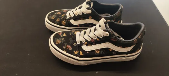 Tênis Infantil Feminino Vans Florido - Modelo Europeu - Tam. 28-29
