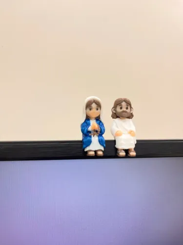 Mini Jesus e mini Maria