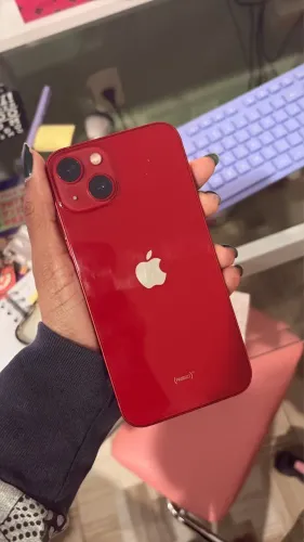 iPhone 13 256bg vermelho