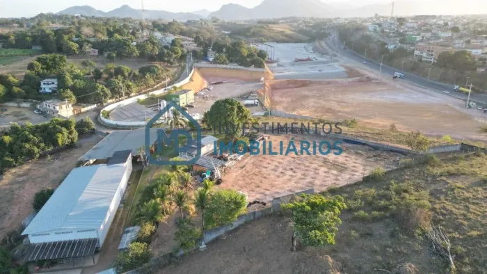Galpão 360m² + Área Coberta 400m² + Casa em Terreno de 7.700m² Padre Mathias, Cariacica/ES