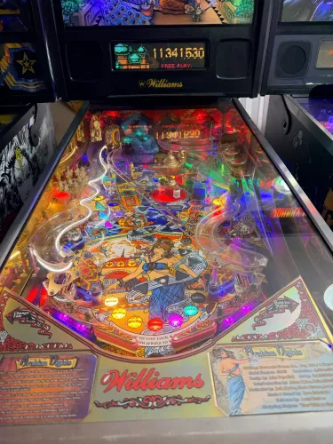 Pinball - Manutenção na região de Curitiba.