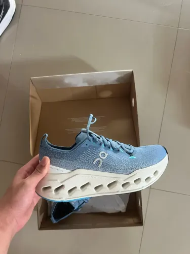 On Cloudsurfer Max 41BR Azul