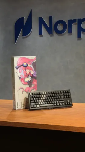 Teclado Mecânico AKKO A87 Pro