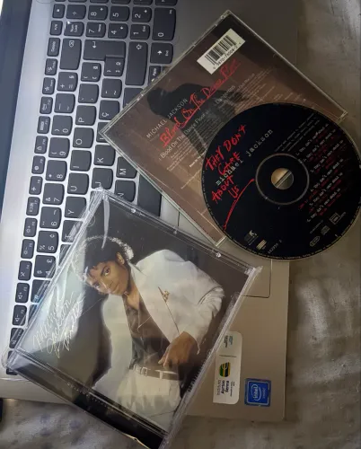 2 Cds michael jackson 