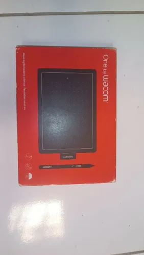 Mesa digitalizadora one by wacom