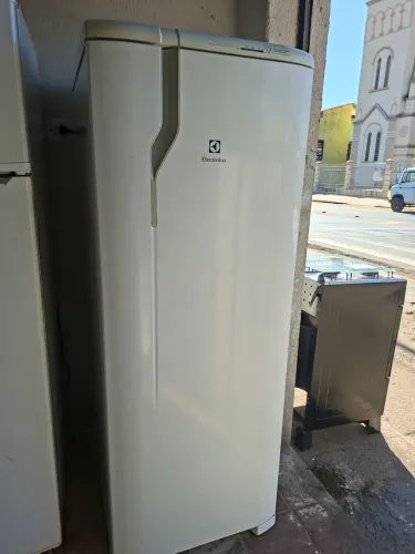 Vendo geladeira