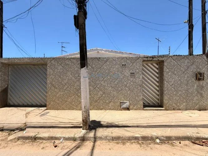 Vendo casa do Benedito Bentes, 4 quartos - R$350.000,00