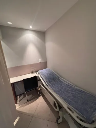 Vendo clínica odontológica