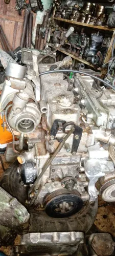 Motor MWM sprinter 4 cilindro