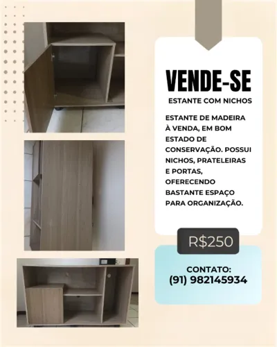 Estante de Madeira com Nichos