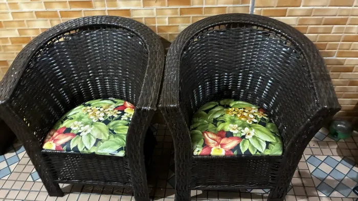 Poltronas de junco sintético