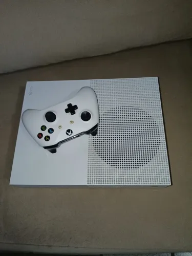 Xbox One S All Digital 500 GB + Controle Original - Não Liga - Para Reparo