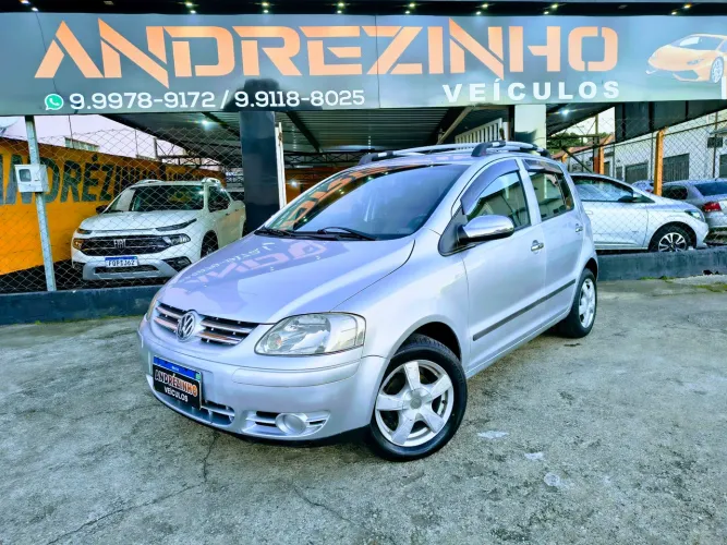 Volkswagen Fox Plus 1.0mi/ 1.0mi Total Flex 8V 4P 2004