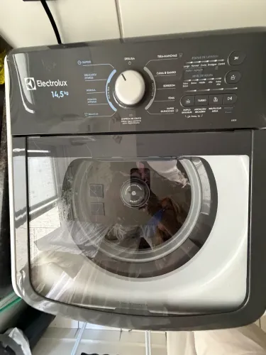 Vendo máquina com 1 ano de uso