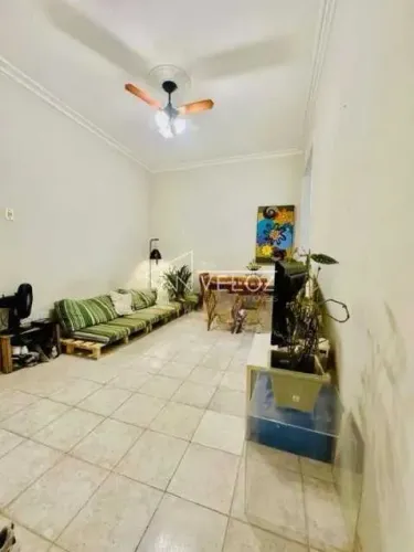 Apartamento - / Residencial / Catete