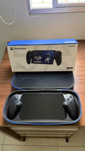 PlayStation Portal Midnight Black