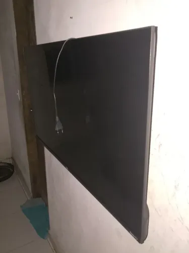 Vendo uma TV 43 plgd