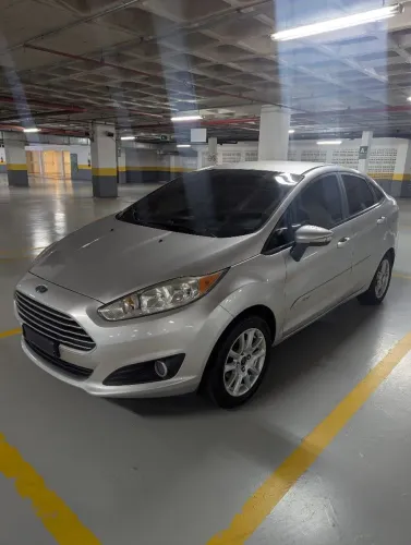 Ford Fiesta Sedan SEL 1.6 16V Flex Mec. 2017