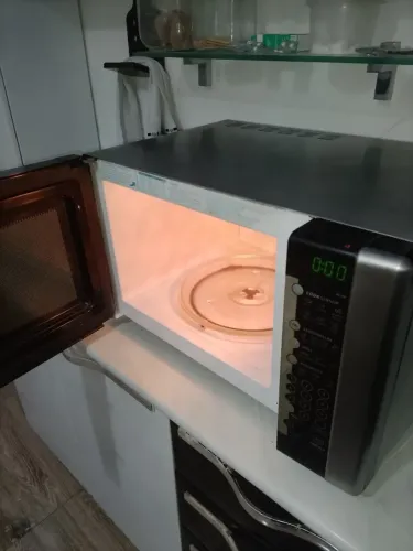 Microondas Eletrolux 28 litros