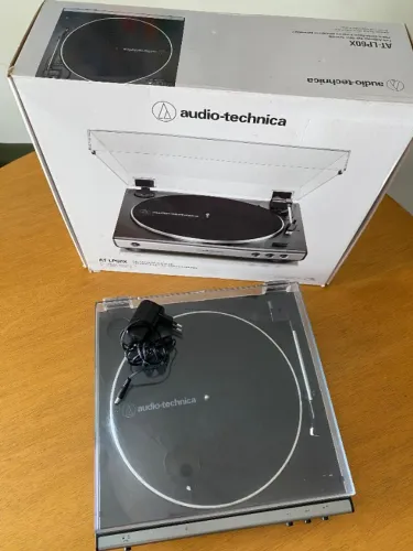 Toca-Discos Audio-Technica AT-LP60X Automático - Caixa Original, Excelente Estado