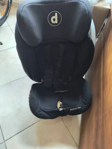 cadeirinha para carro Techno Fix da marca Dzieco.