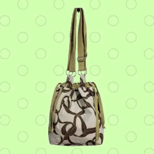 bolsa nova feminina transversal estampada forrada, bolsos internos com zíper, porta-celula