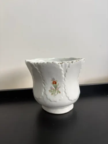 Vaso de porcelana vintage