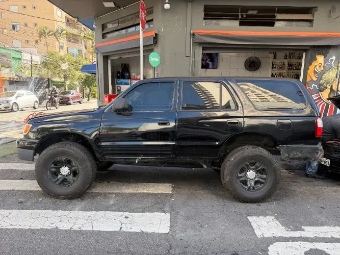 Toyota Hilux SW4 4X4 3.0 8V TB Diesel 2000